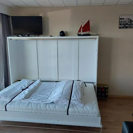 Depannemarkt Apartment